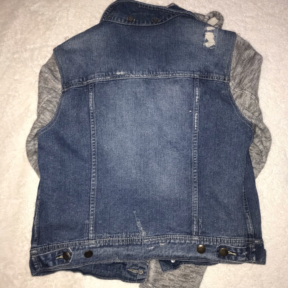 Free People jean jacket. - Picture 3 of 4